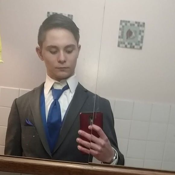 Meet your Posher, James - Picture 1 of 1